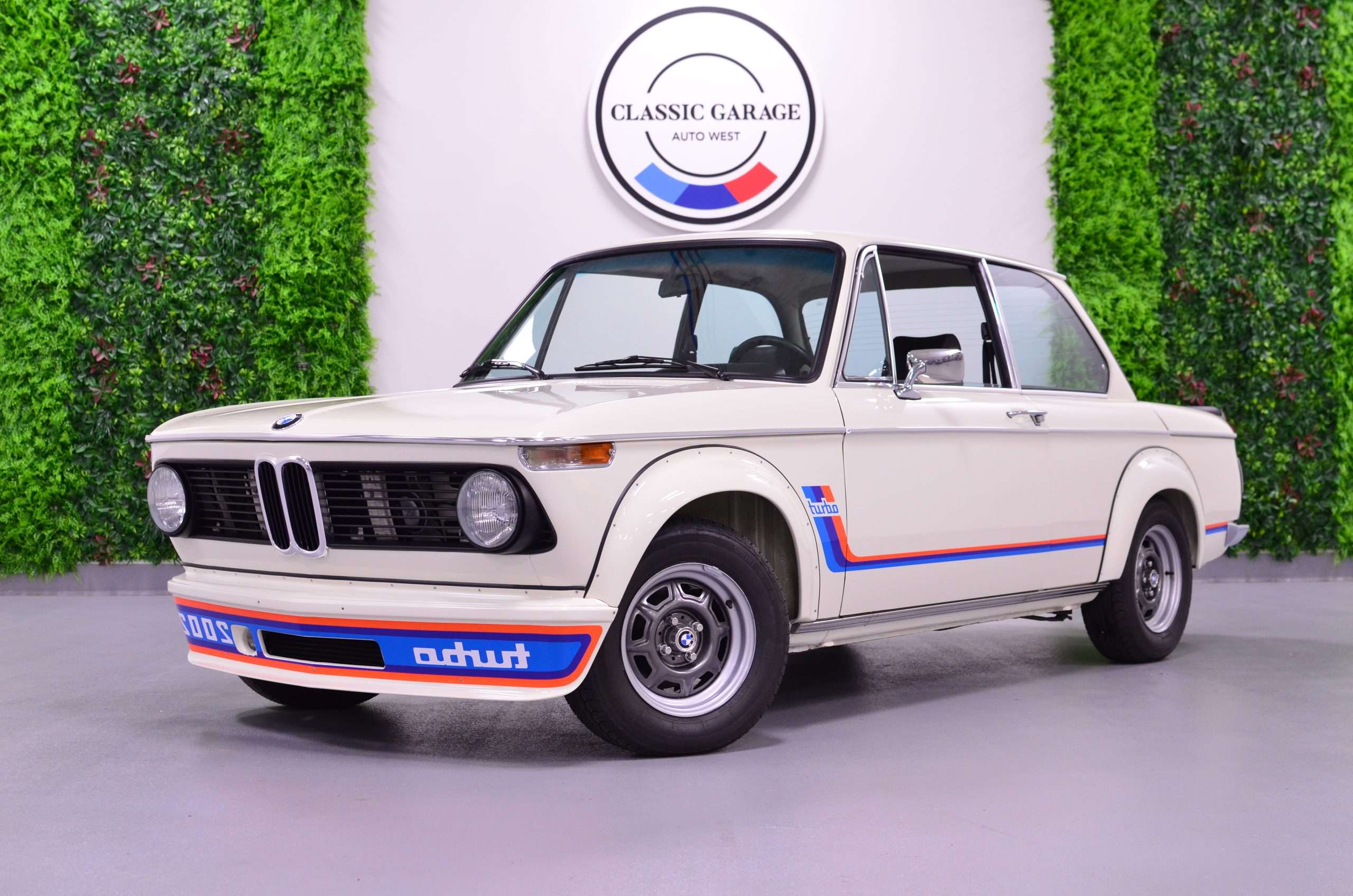 b.m.w セシリア・オルコット 1974 BMW 2002 Turbo - Classic Garage